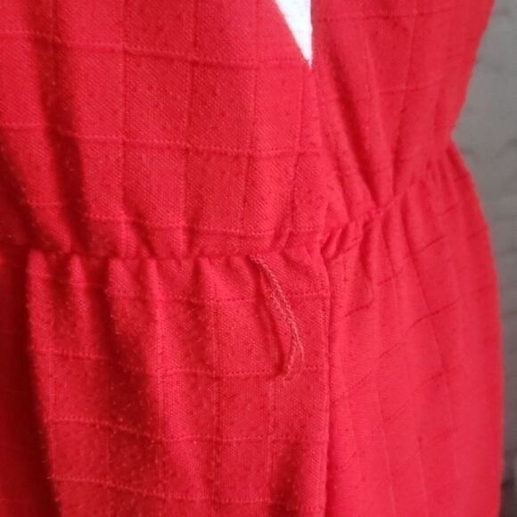 Vintage 70s Retro Mod Red and White Casual Dress - Picture 5 of 9